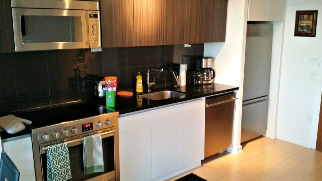 Pelicanstay In Toronto Entertainment District 외부 사진